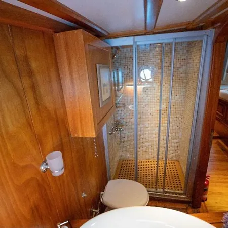 Hka Neta Yachting 费特希耶